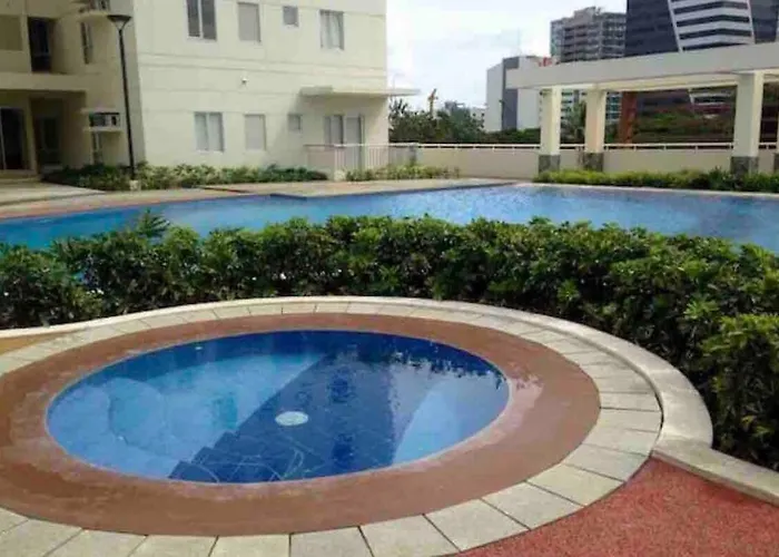 Apartment Stylish Two Bedroom Unit In Avida With Netflix